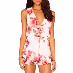 Show Me Your Mumu Riri Romper white with roses